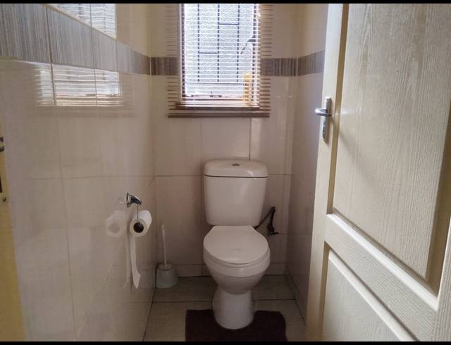3 BEDROOM HOUSE FOR SALE IN SEBOKENG ZONE 10